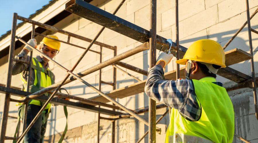 Professional residential roofers in La Mesa, NM